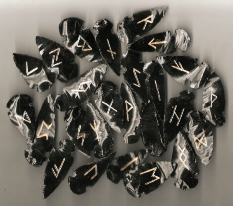 Elder Futhark Arrowhead Gemstone Runes