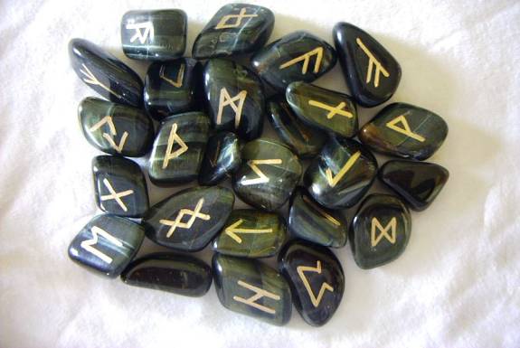 Blue Tiger Eye Runes