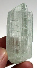 Hiddenite Healing Crystals