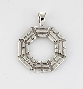 I Ching Symbol, Pendants