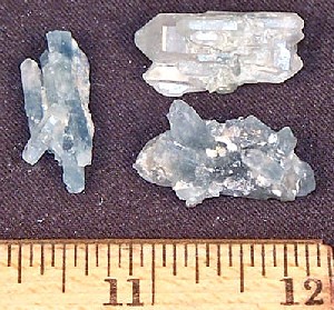 Indicolite Quartz Clusters