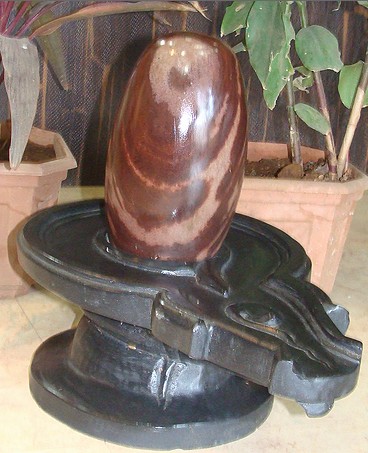 Narmada Shivling With Marble Yoni Base