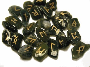 Green Moss Agate Rune Set - Elder Futhark