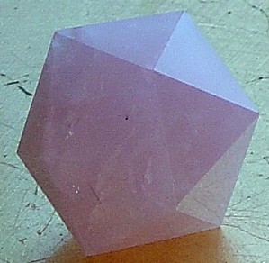 ROSE QUARTZ ICOSAHEDRON PLATONIC SOLID