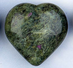 Serpentine and Stichtite Puffy Hearts