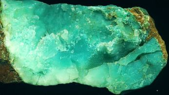 Tanzanian Chrysoprase Pieces