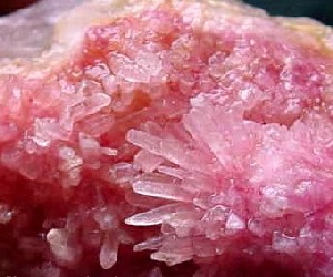 Tugtupite Healing Crystals