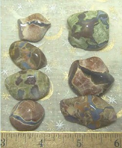 Amulet Stones aka Mt. Hay Thunder egg Amulet Stones aka Mt. Hay Thunder egg or Mt. Hay Agate