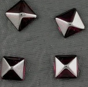 5mm Pyramid Garnet Cabochons