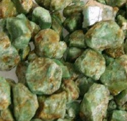 Tsavorite Green Garnet Faceted Rough