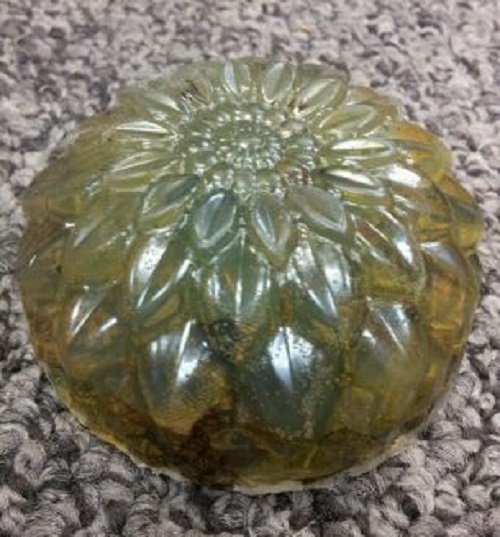 Guyabano Leaves Crystal Soap With Rocks