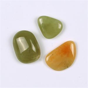  New Zealand Green Garnets 